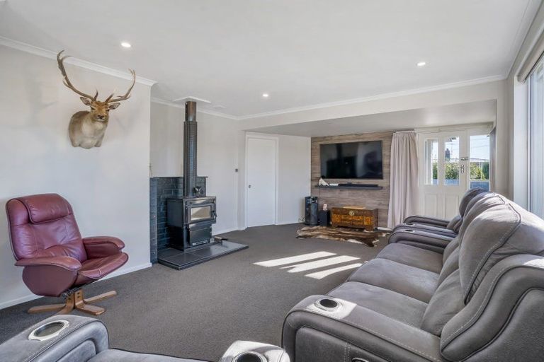 Photo of property in 9 Anne Street, Winton, 9720