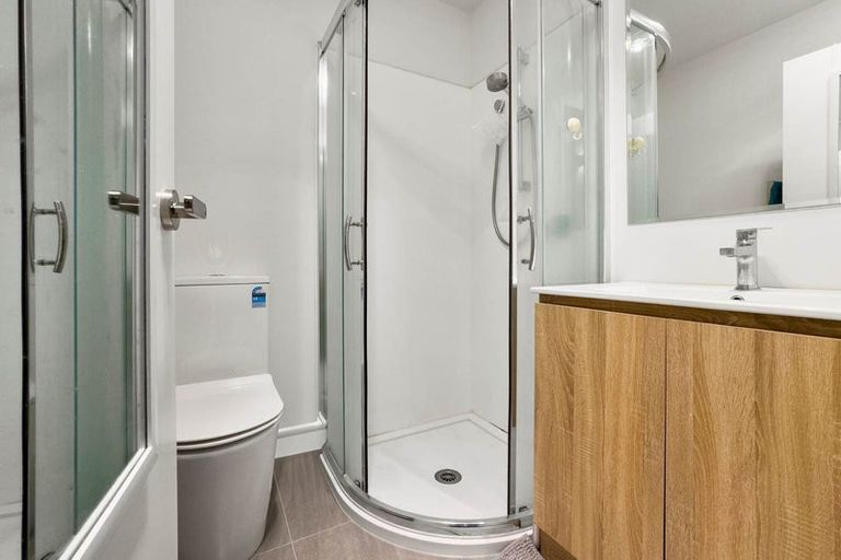 Photo of property in 7/22 Ryburn Road, Mount Wellington, Auckland, 1062