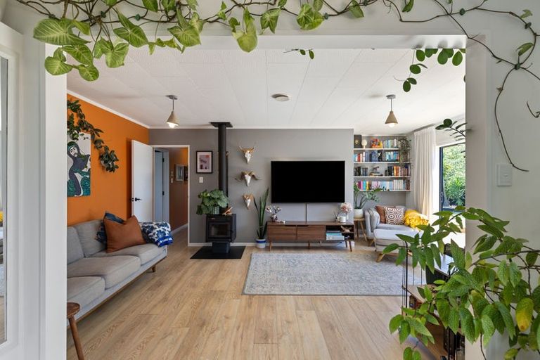 Photo of property in 96 Milson Line, Milson, Palmerston North, 4414