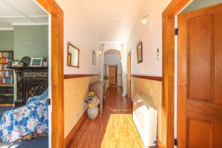 Photo of property in 128 Glen Road, The Glen, Dunedin, 9011