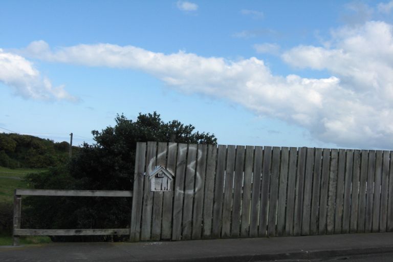 Photo of property in 63 Karaka Street, Castlecliff, Whanganui, 4501