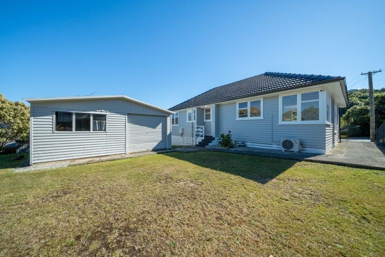 Photo of property in 78 Champion Street, Cannons Creek, Porirua, 5024