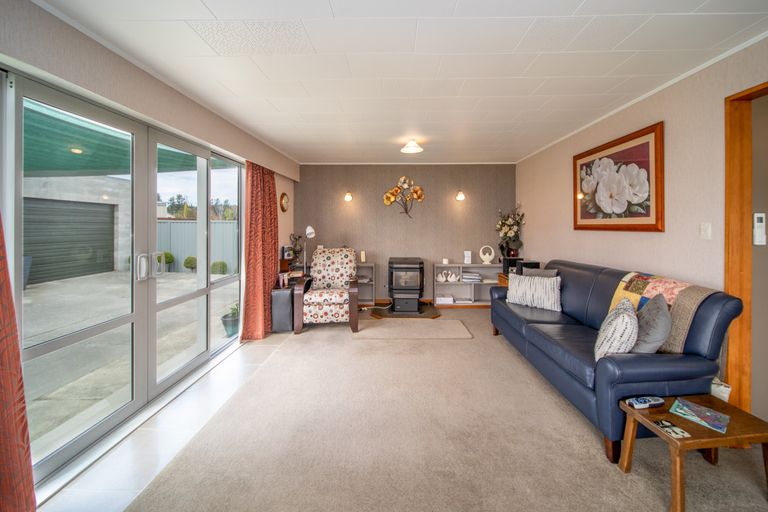 Photo of property in 77 Russell Street, Alexandra, 9320