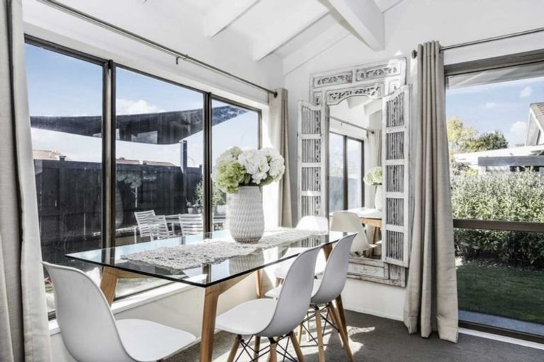 Photo of property in 3a Compton Place, Mount Maunganui, 3116