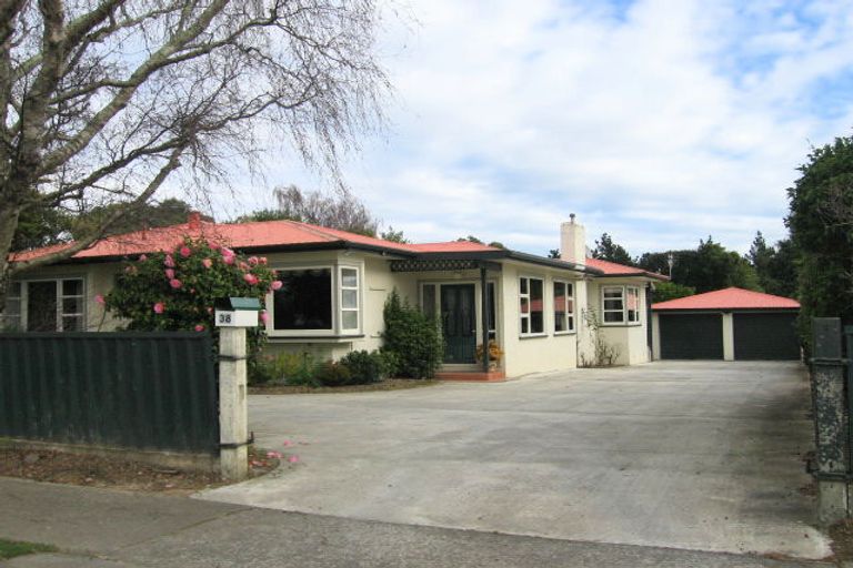 Photo of property in 38 Summerhill Drive, Fitzherbert, Palmerston North, 4410