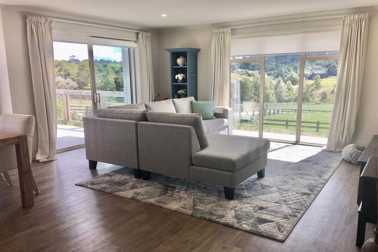 Photo of property in 25 Calla Street, Maungaturoto, 0520