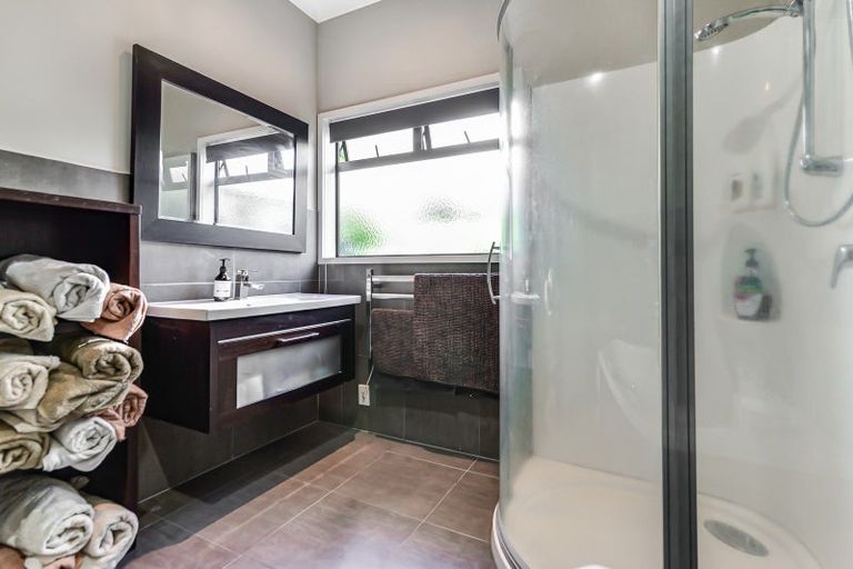 Photo of property in 1 Saxbys Road, Glenview, Hamilton, 3206