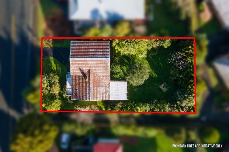 Photo of property in 15 Zita Maria Drive, Massey, Auckland, 0614