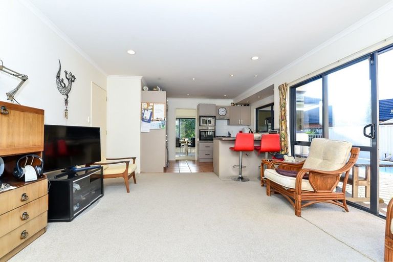 Photo of property in 21 Fendalton Drive, Rototuna, Hamilton, 3210