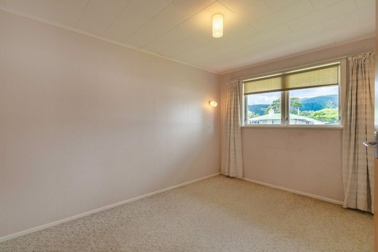 Photo of property in 3 Arawhata Road, Paraparaumu, 5032