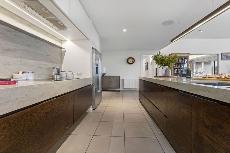 Photo of property in 100 Wingatui Road, Mosgiel, 9024