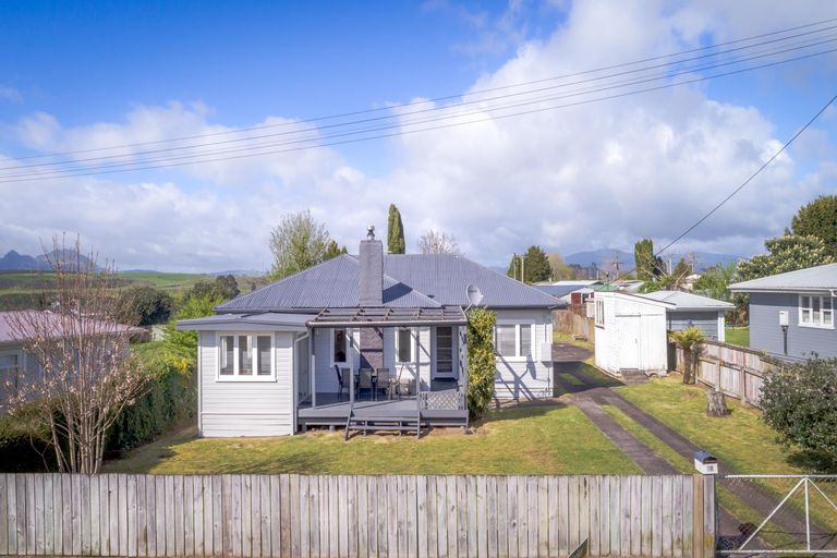 Photo of property in 17 Manuka Terrace, Mangakino, 3421