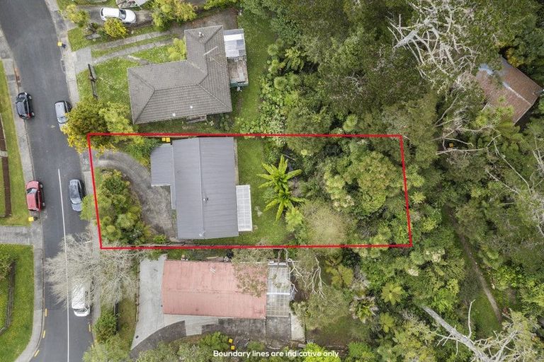 Photo of property in 3 Willowbrook Place, Titirangi, Auckland, 0604