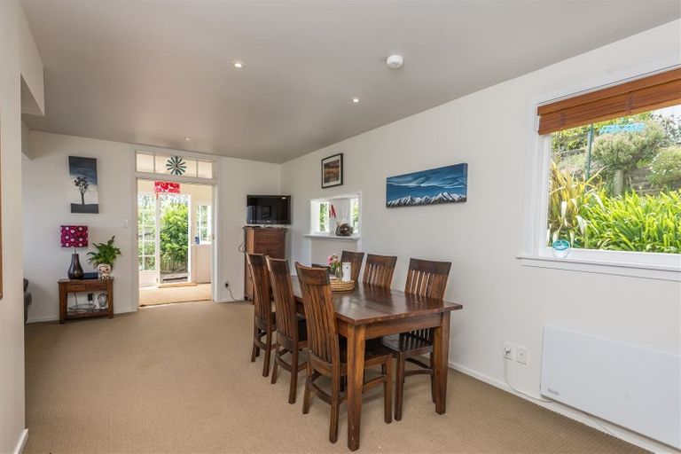 Photo of property in 108 Dyers Pass Road, Cashmere, Christchurch, 8022