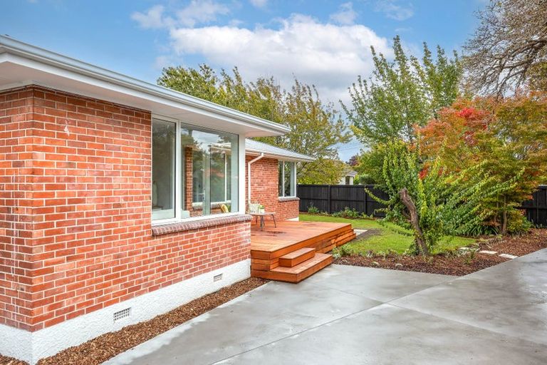 Photo of property in 44 Flower Street, Bryndwr, Christchurch, 8053