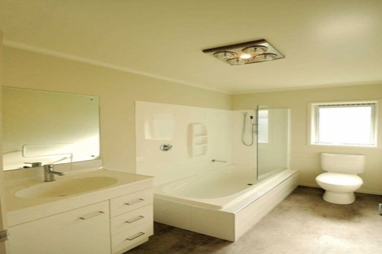 Photo of property in 10 Tosland Street, Wigram, Christchurch, 8042