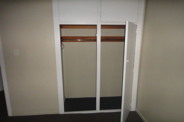 Photo of property in 2/17 Stoneyhurst Street, St Albans, Christchurch, 8014