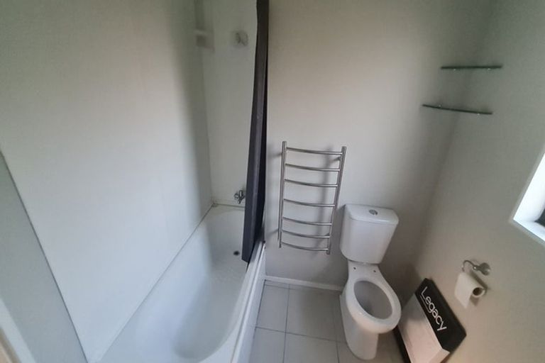 Photo of property in 26 Pukeko Street, Paraparaumu, 5032