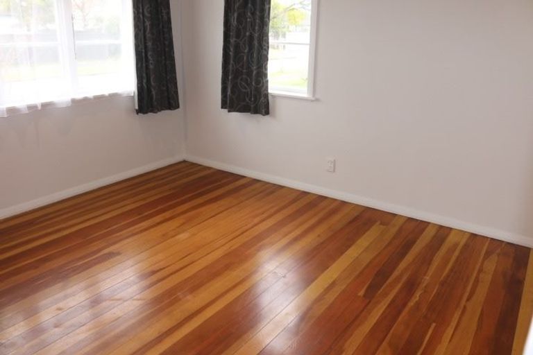 Photo of property in 32 Tweed Street, Roslyn, Palmerston North, 4414