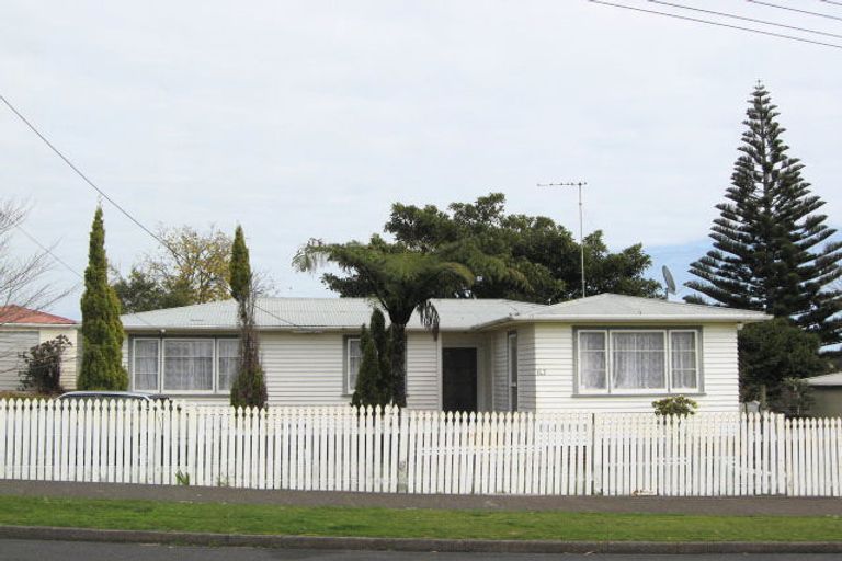 Photo of property in 63 Banks Street, Marfell, New Plymouth, 4310