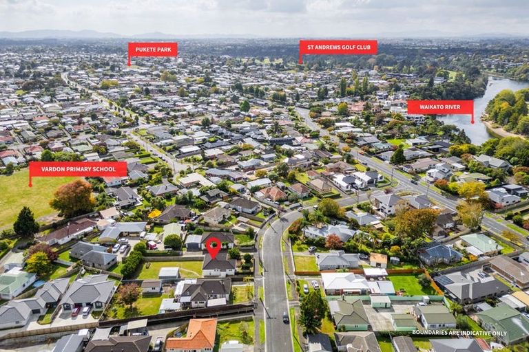 Photo of property in 29 Portal Crescent, Beerescourt, Hamilton, 3200