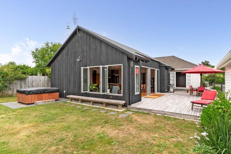Photo of property in 27 Venice Street, Martinborough, 5711
