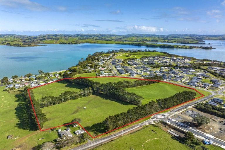 Photo of property in 80 Mclarin Road, Glenbrook, 2681