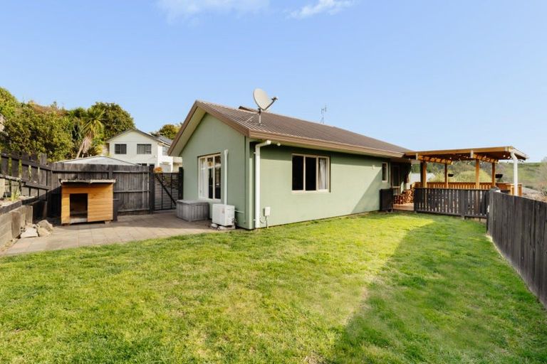 Photo of property in 16 Zachary Place, Welcome Bay, Tauranga, 3112