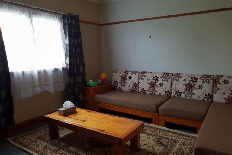 Photo of property in 47 High Street, Eltham, 4322