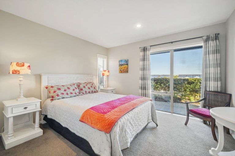 Photo of property in 23 Shepherd Road, Waipahihi, Taupo, 3330