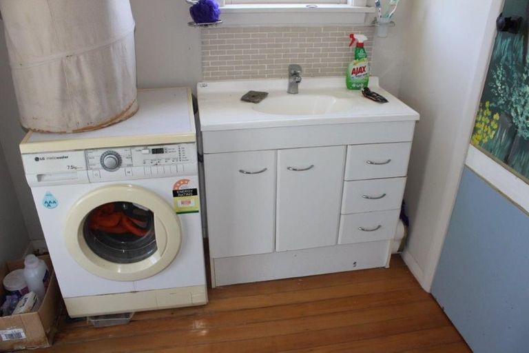 Photo of property in 176 Wharariki Road, Puponga, Collingwood, 7073