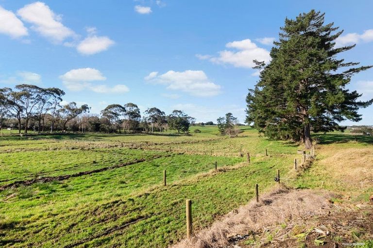 Photo of property in 391 Waiuku-otaua Road, Waiuku, 2682