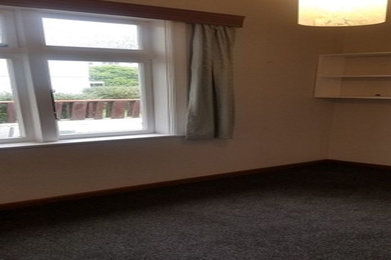 Photo of property in 6 Krull Street, Vogeltown, Wellington, 6021