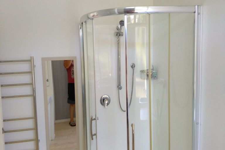 Photo of property in 27 Cuvier Crescent, Kuaotunu West, Whitianga, 3592