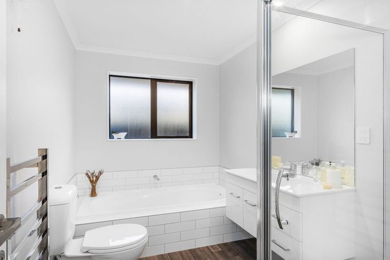 Photo of property in 30 Katrine Drive, Marshland, Christchurch, 8083