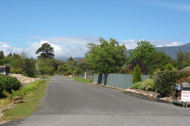 Photo of property in 31 Kew Road, Westport, 7825