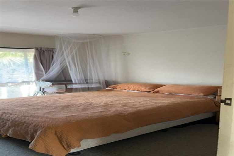 Photo of property in 135 Makarini Street, Paraparaumu, 5032