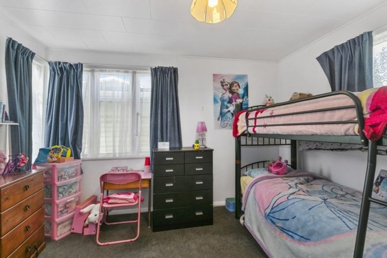 Photo of property in 83 Wellington Road, Wainuiomata, Lower Hutt, 5014