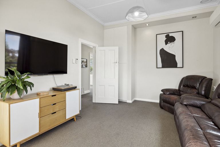 Photo of property in 212 Kenmure Road, Kenmure, Dunedin, 9011