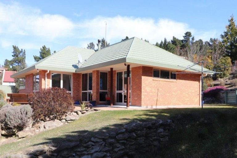 Photo of property in 17 Craig Place, Bridge Hill, Alexandra, 9320