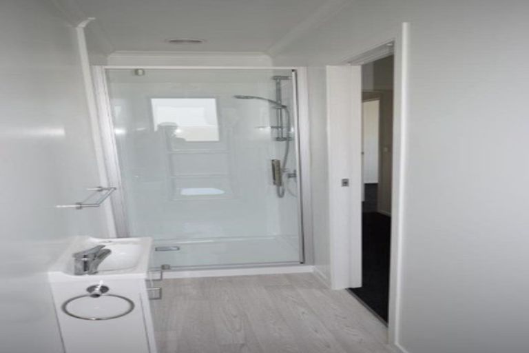 Photo of property in 1 Inverness Avenue, Hamilton East, Hamilton, 3216