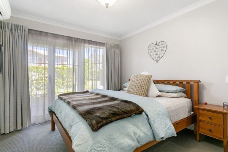 Photo of property in 29 Chateau Crescent, Rangatira Park, Taupo, 3330