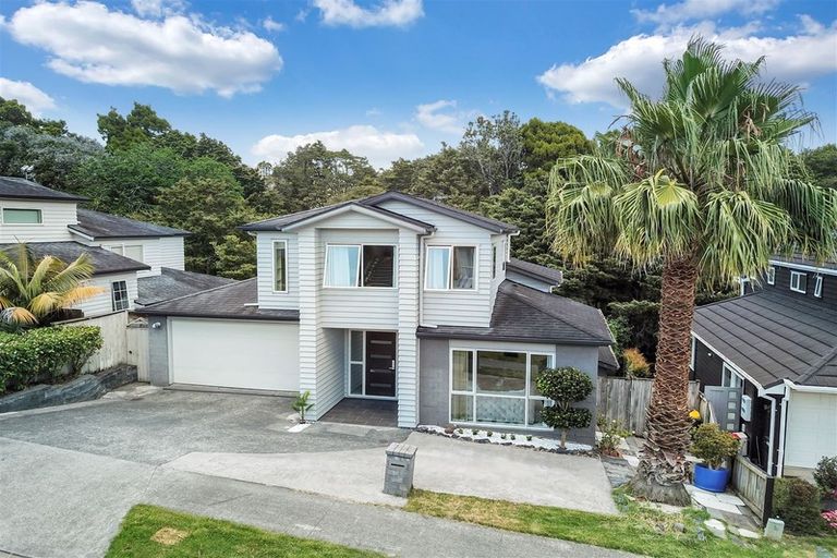Photo of property in 7 Lucca Crescent, Flat Bush, Auckland, 2019