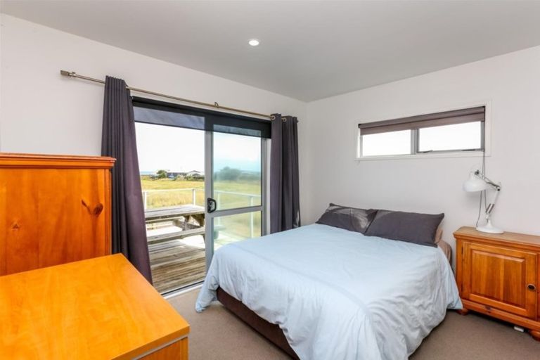 Photo of property in 50 Anglers Avenue, Warea, New Plymouth, 4381