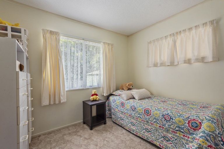 Photo of property in 2/19 James Grove, Stokes Valley, Lower Hutt, 5019