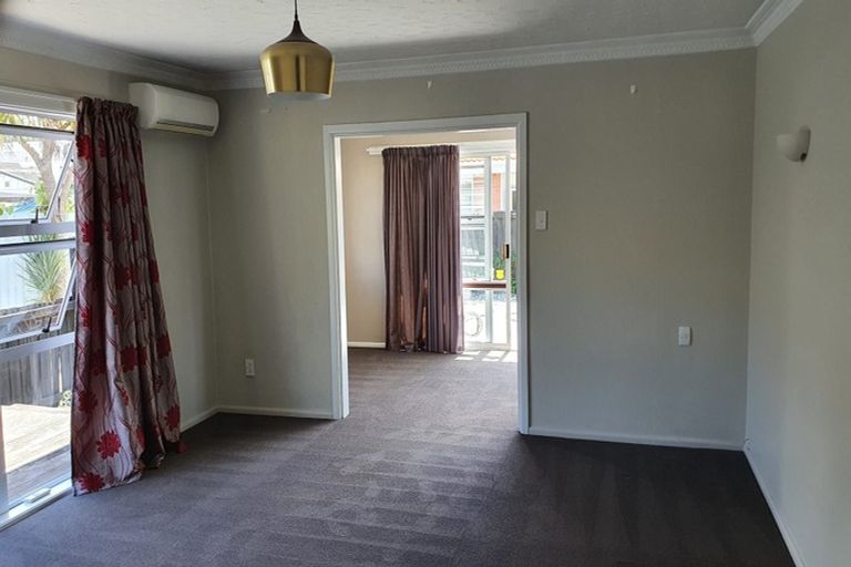 Photo of property in 1/49 Dunedin Street, Redwood, Christchurch, 8051