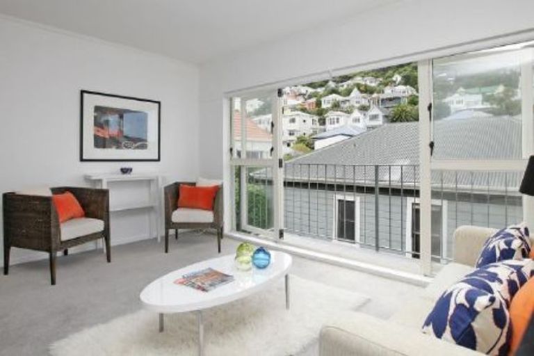 Photo of property in Mcfarlane Mews, 7/2 Mcfarlane Street, Mount Victoria, Wellington, 6011