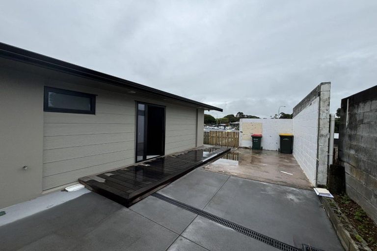 Photo of property in 268b Courtenay Street, Strandon, New Plymouth, 4312