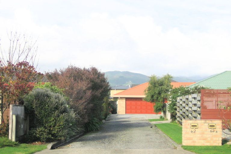 Photo of property in 64 Cedar Drive, Paraparaumu Beach, Paraparaumu, 5032