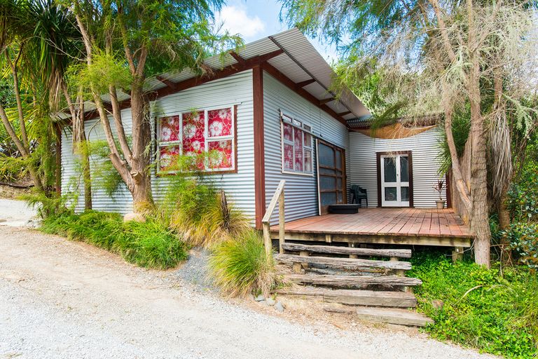 Photo of property in 81 Shelley Road, Whataupoko, Gisborne, 4010